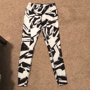 Women’s Nike dri-fit legging pants